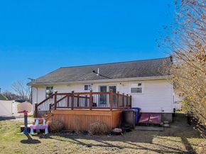 76 Dale St, Boston MA 02131