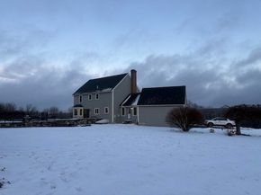 94 E Charlton Rd, Spencer MA 01562