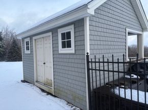 94 E Charlton Rd, Spencer MA 01562