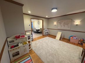 94 E Charlton Rd, Spencer MA 01562