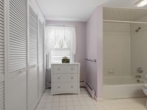 18 Frank St, Chelmsford MA 01863