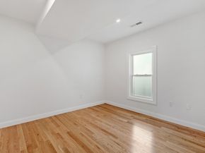 55 Mansfield St A, Gloucester MA 01930