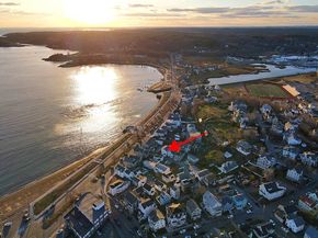 55 Mansfield St A, Gloucester MA 01930