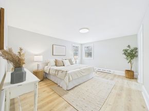 3 Rock St, Mattapoisett MA 02739