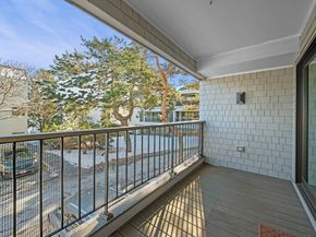 55 Brackett Pl B, Marblehead MA 01945