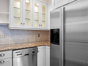 55 Brackett Pl B, Marblehead MA 01945