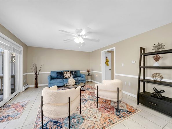 11 Fernwood St 11, North Andover MA 01845