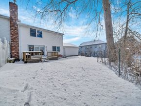 11 Fernwood St 11, North Andover MA 01845