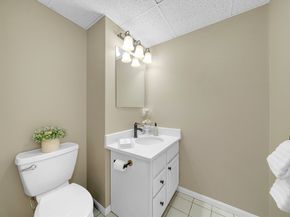 11 Fernwood St 11, North Andover MA 01845