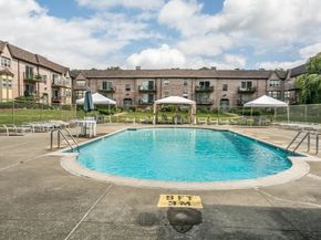 502 Oak St 12, Brockton MA 02301