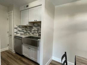 502 Oak St 12, Brockton MA 02301