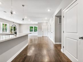 10 Ruthven Park 2, Boston MA 02121