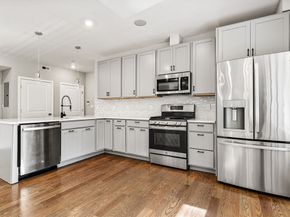 10 Ruthven Park 2, Boston MA 02121