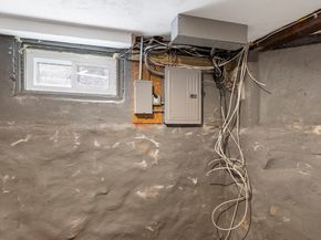 11 Seymour Ave 3, Lynn MA 01902