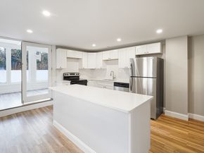 98 Southville B, Southborough MA 01772