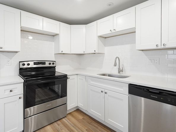 98 Southville B, Southborough MA 01772