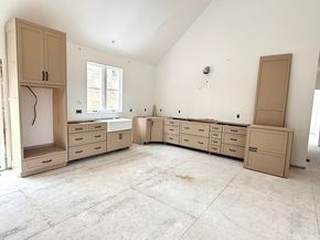 558 Haynes St., Sturbridge MA 01566