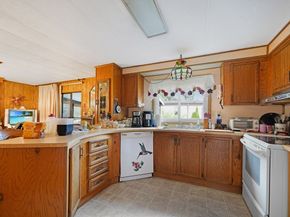 29 Pipers Way, Carver MA 02330