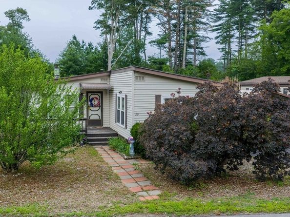 29 Pipers Way, Carver MA 02330