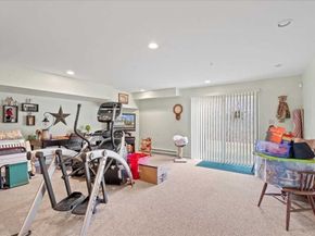 25 Green Briar Rd 25, Fitchburg MA 01420