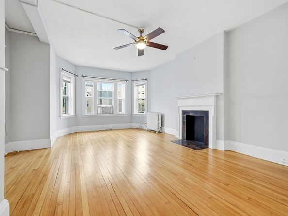 100 Washington St 3, Boston MA 02135