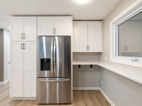 5 Lanes End, Natick MA 01760