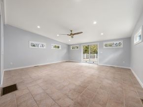 5 Lanes End, Natick MA 01760