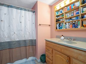 66 Springdale Ave, Saugus MA 01906