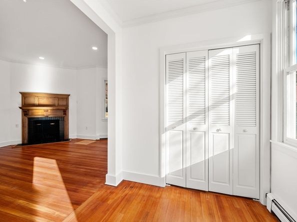 7 Russell Street 1, Cambridge MA 02140