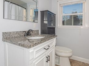 345 Cross St, Bridgewater MA 02324