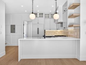 427 E 6th St 3, Boston MA 02127