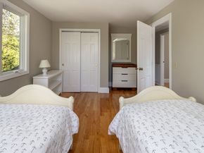 26 Mattakiset Rd, Mattapoisett MA 02739