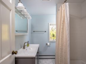 26 Mattakiset Rd, Mattapoisett MA 02739