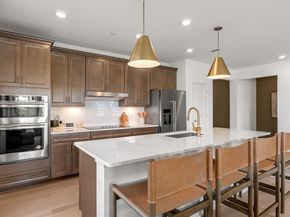 7 Green Street 213, Shrewsbury MA 01545