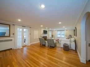 642 Centre St, Newton MA 02458