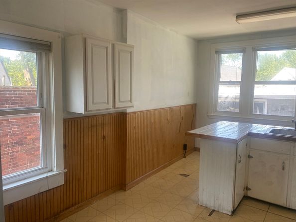 1205 Massachusetts Ave, Arlington MA 02476