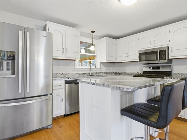 10 Walter Street, Tewksbury MA 01876