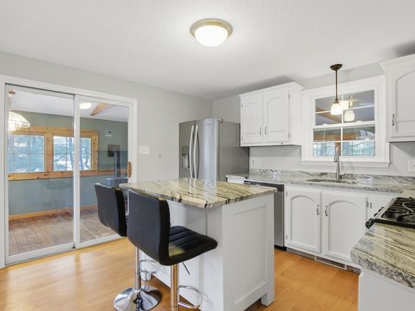 10 Walter Street, Tewksbury MA 01876