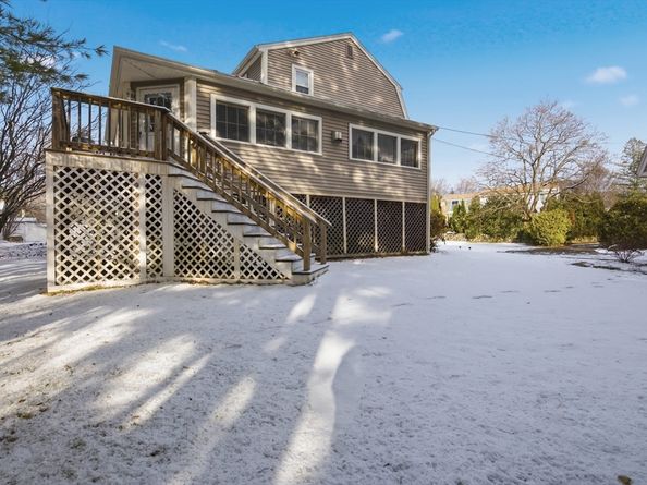 10 Walter Street, Tewksbury MA 01876