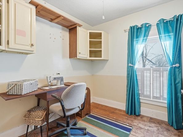 30-32 Walnut St, Maynard MA 01754