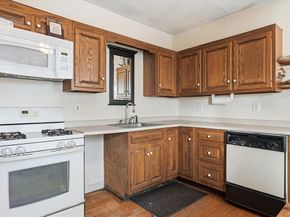 30-32 Walnut St, Maynard MA 01754