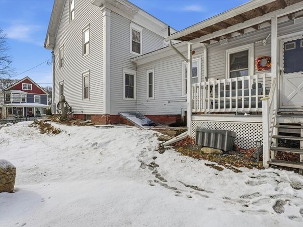 30-32 Walnut St, Maynard MA 01754