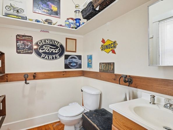 30-32 Walnut St, Maynard MA 01754