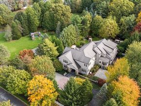 9 Stonegate Dr, Westwood MA 02090