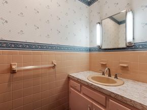 31 Locke Ave, Athol MA 01331