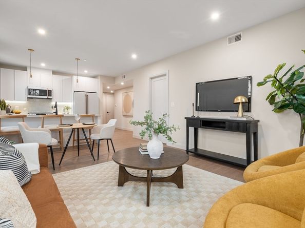 100 Lincoln Street 403, Boston MA 02135