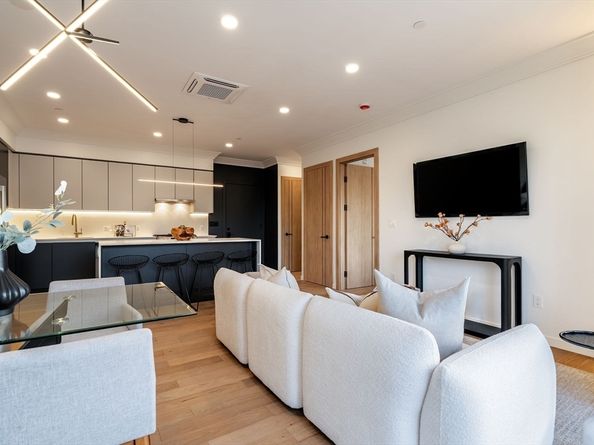 388 Washington Street 201, Quincy MA 02169