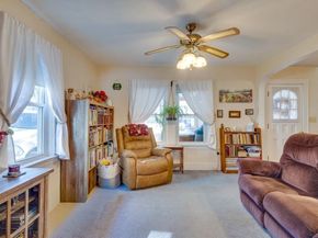 73 Prescott, Lancaster MA 01523