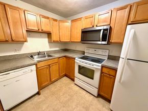 15 Willis St 4, Framingham MA 01702