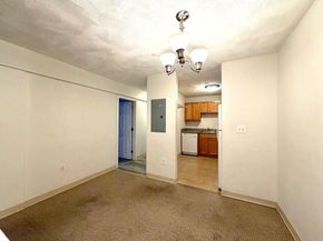 15 Willis St 4, Framingham MA 01702